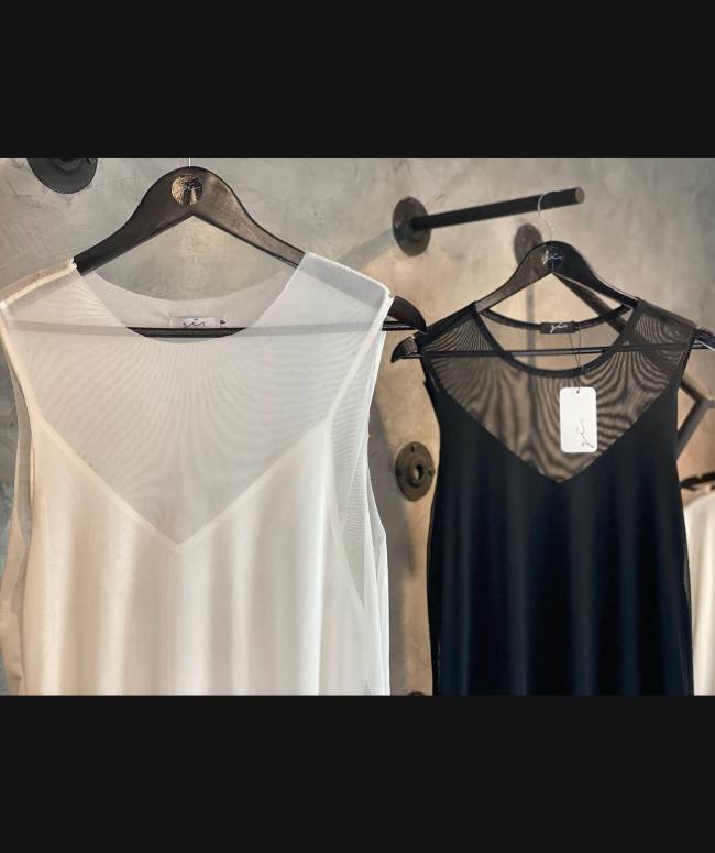 Vestido Noir Tule 26